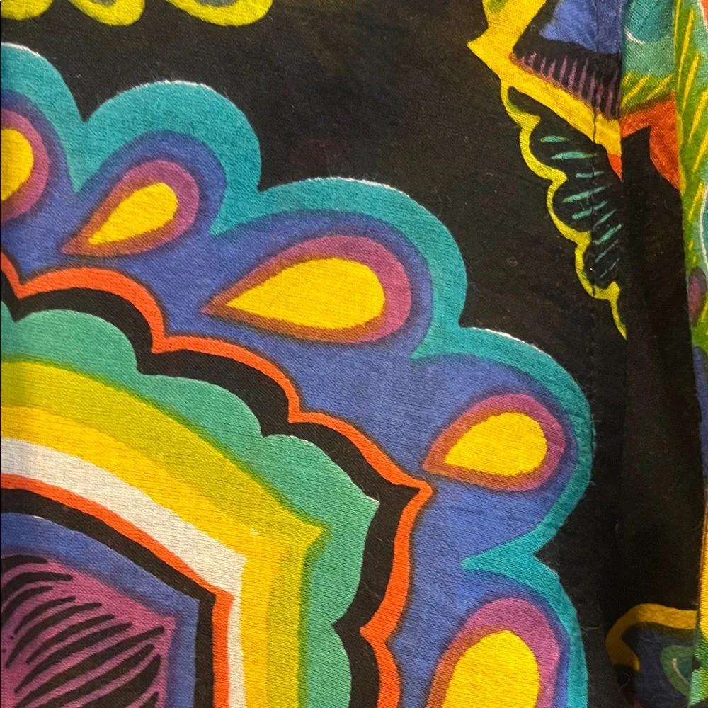 KikSol Women's Vibrant Floral Button-Up Blouse - Picture 2 of 6